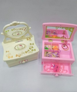 Hello Kitty Musical Accessory Store Box Set 1