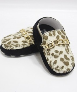 Leopard Print in Black Shoes