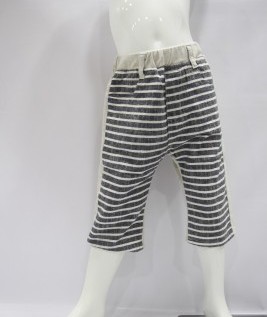 Quarter Pant with black and white strip for boys 1