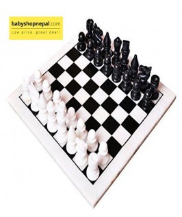Chessboard and Chessmen with Ludo 1