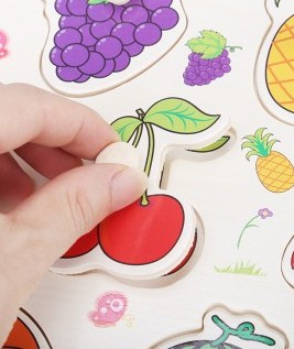 Wooden Knob Puzzel with Handle - Fruit for Babies 2